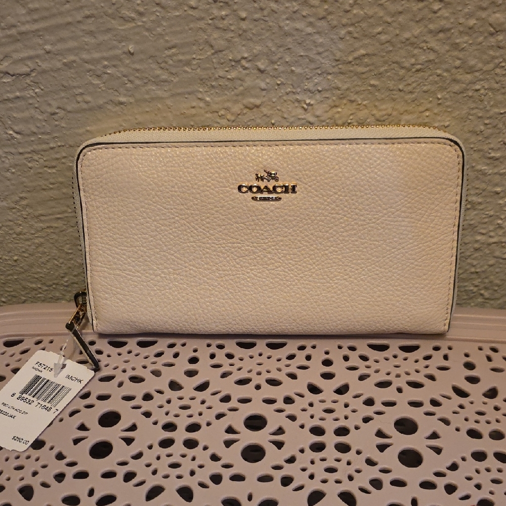 Coach Cream Pebbled Zip-Around Wallet with Gold Hardware